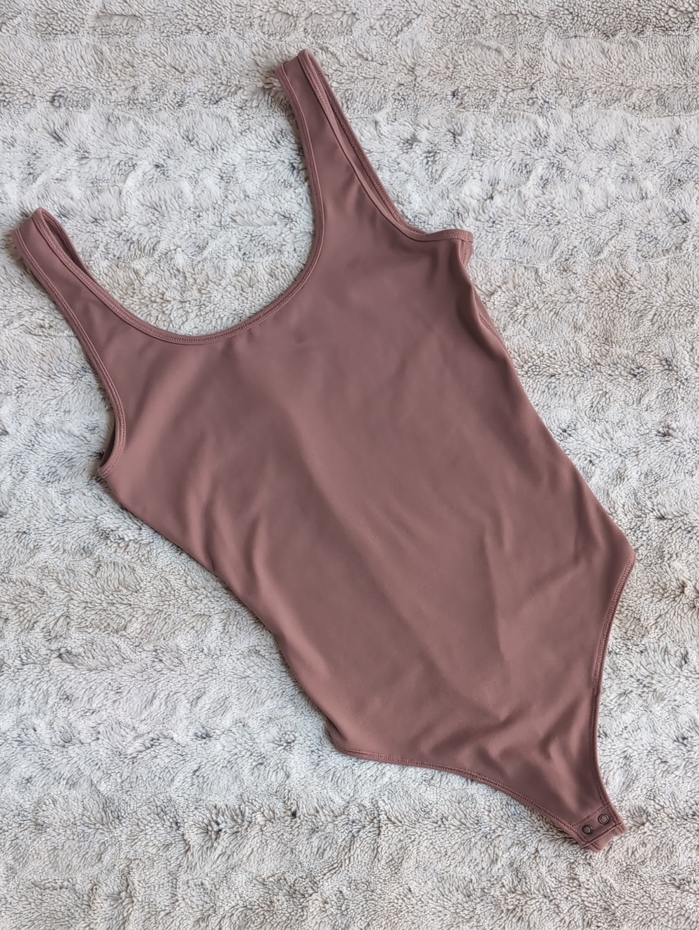 Abercrombie & Fitch Soft A & F Collection Dusty Rose Scoop Neck Bodysuit